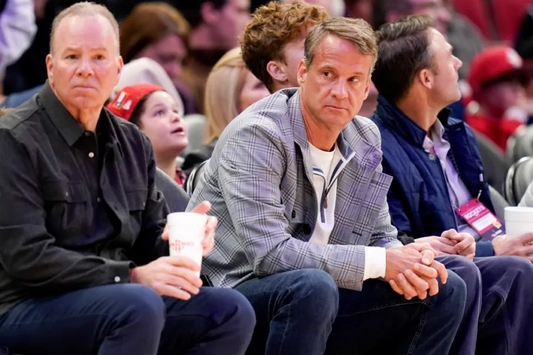 Kiffin supports rule named for his action